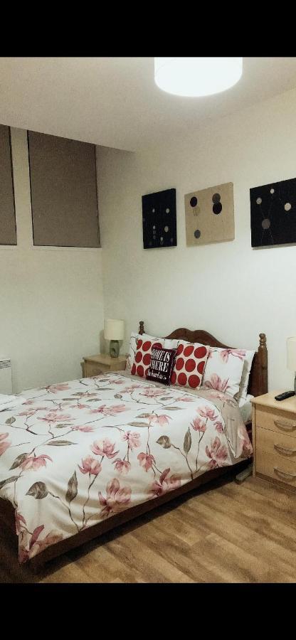 Heart Of Aberdeen City Centre 3 Bedrooms Apartment Exterior photo
